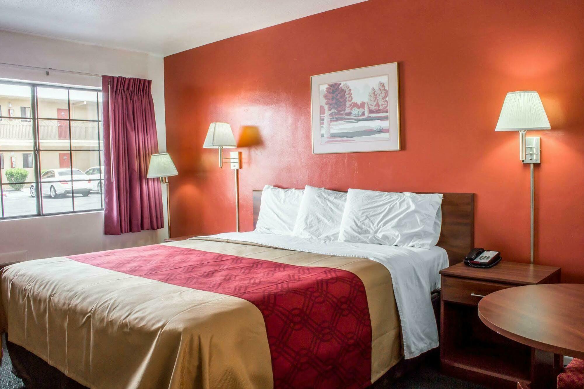 Econo Lodge Tucson Eksteriør billede